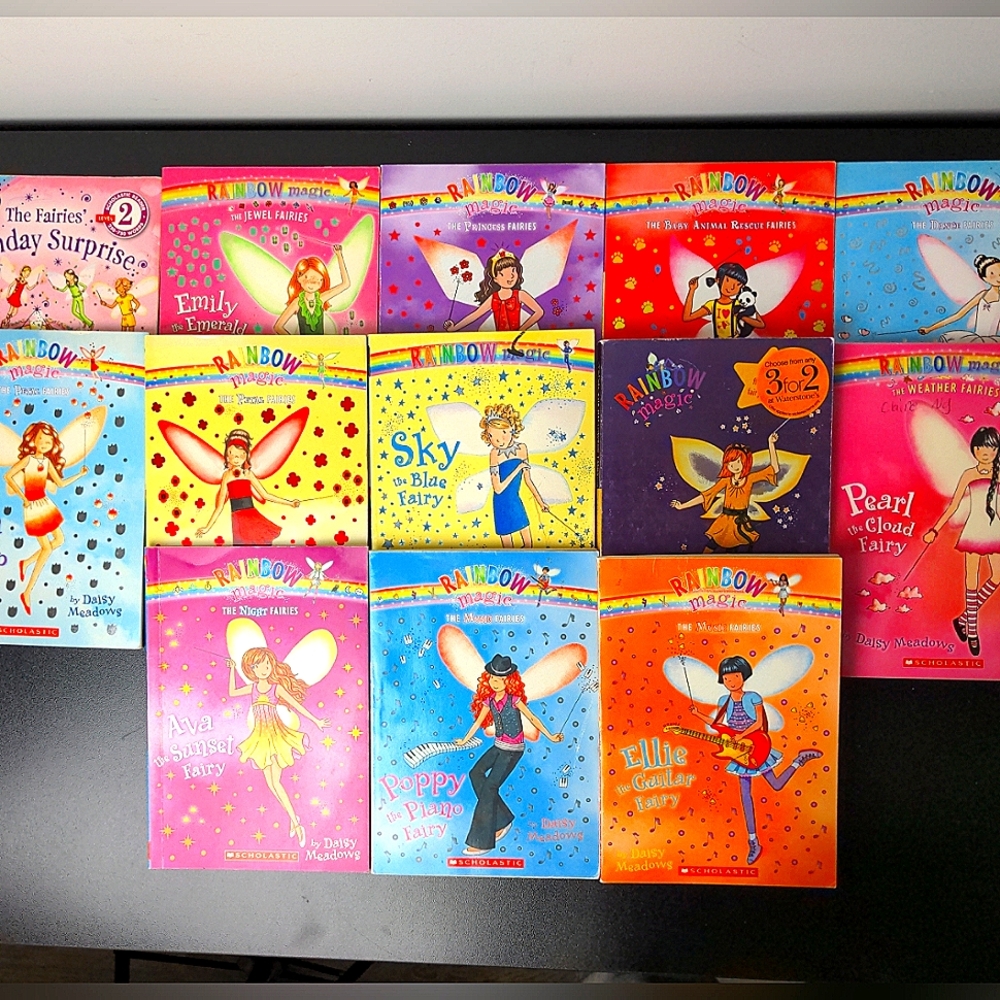 Lot Of 13 Rainbow Magic By Daisy Meadows